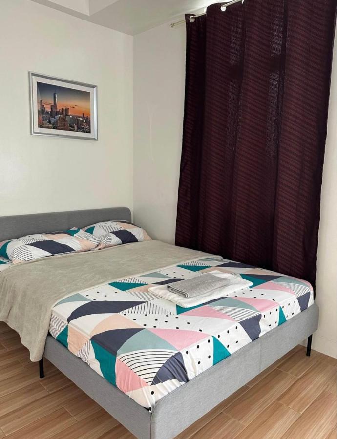 Aparthotel Neat Unit In Holland Park Southwoods Binan Exterior foto